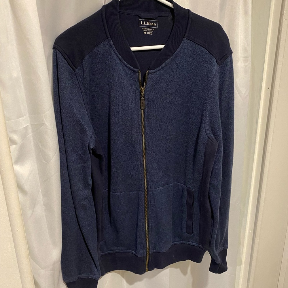 Full Zip - NEVER WORN - LL Bean Men’s Sweater